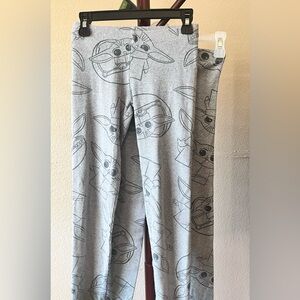 2 Gray Baby Yoda Patterned Leggings